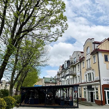Apartament Dobre Miejsce 2 Ustrzyki Dolne Buitenkant foto