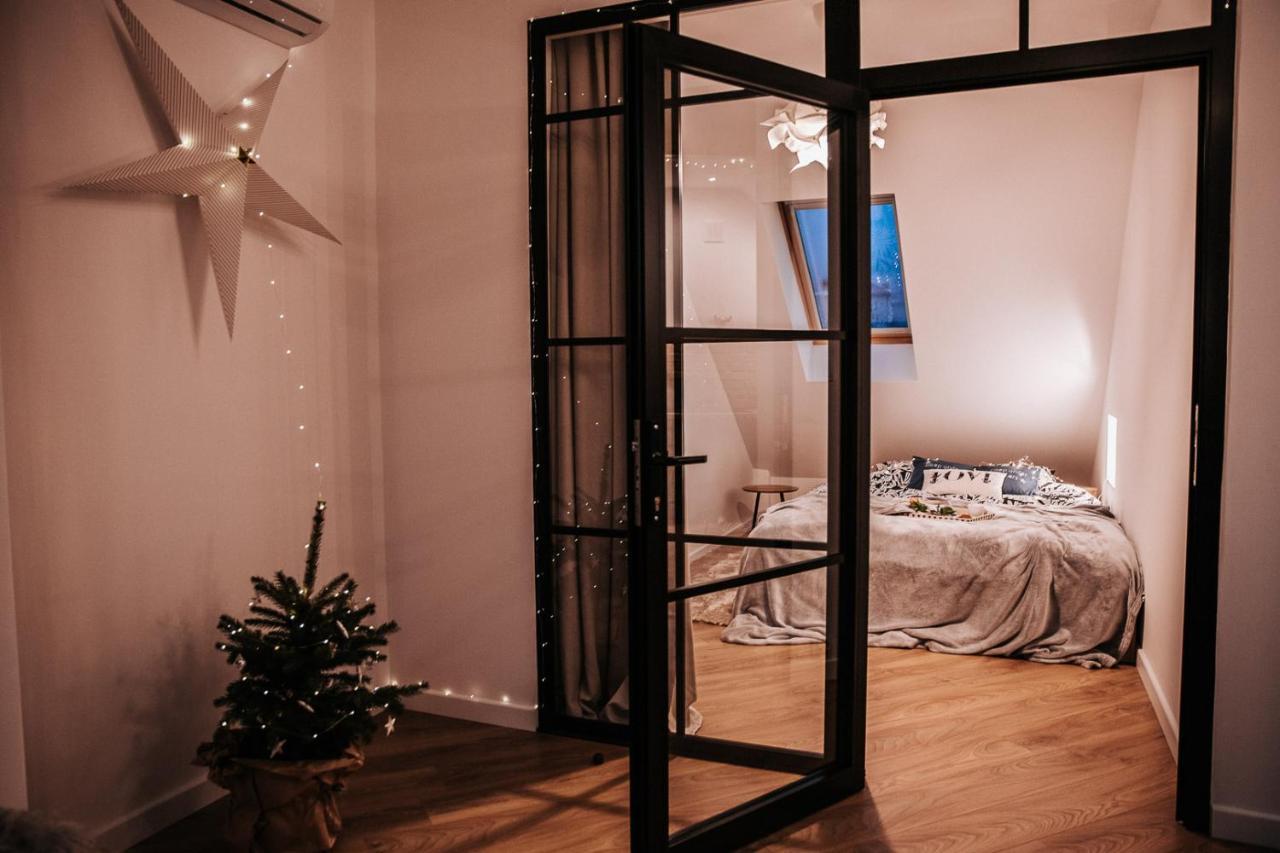 Apartament Dobre Miejsce 2 Ustrzyki Dolne Buitenkant foto