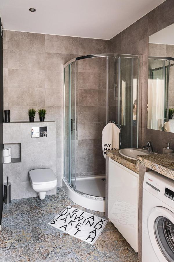 Apartament Dobre Miejsce 2 Ustrzyki Dolne Buitenkant foto