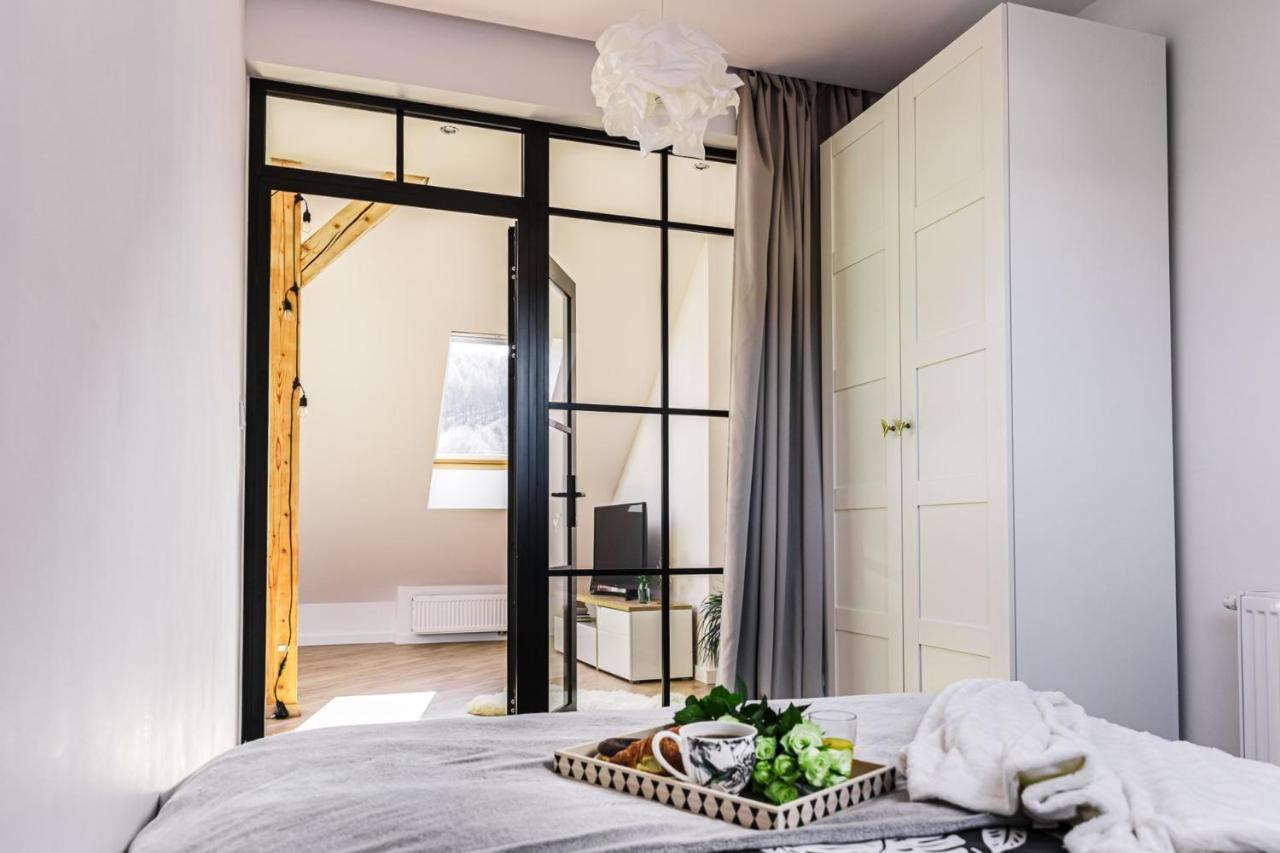 Apartament Dobre Miejsce 2 Ustrzyki Dolne Buitenkant foto